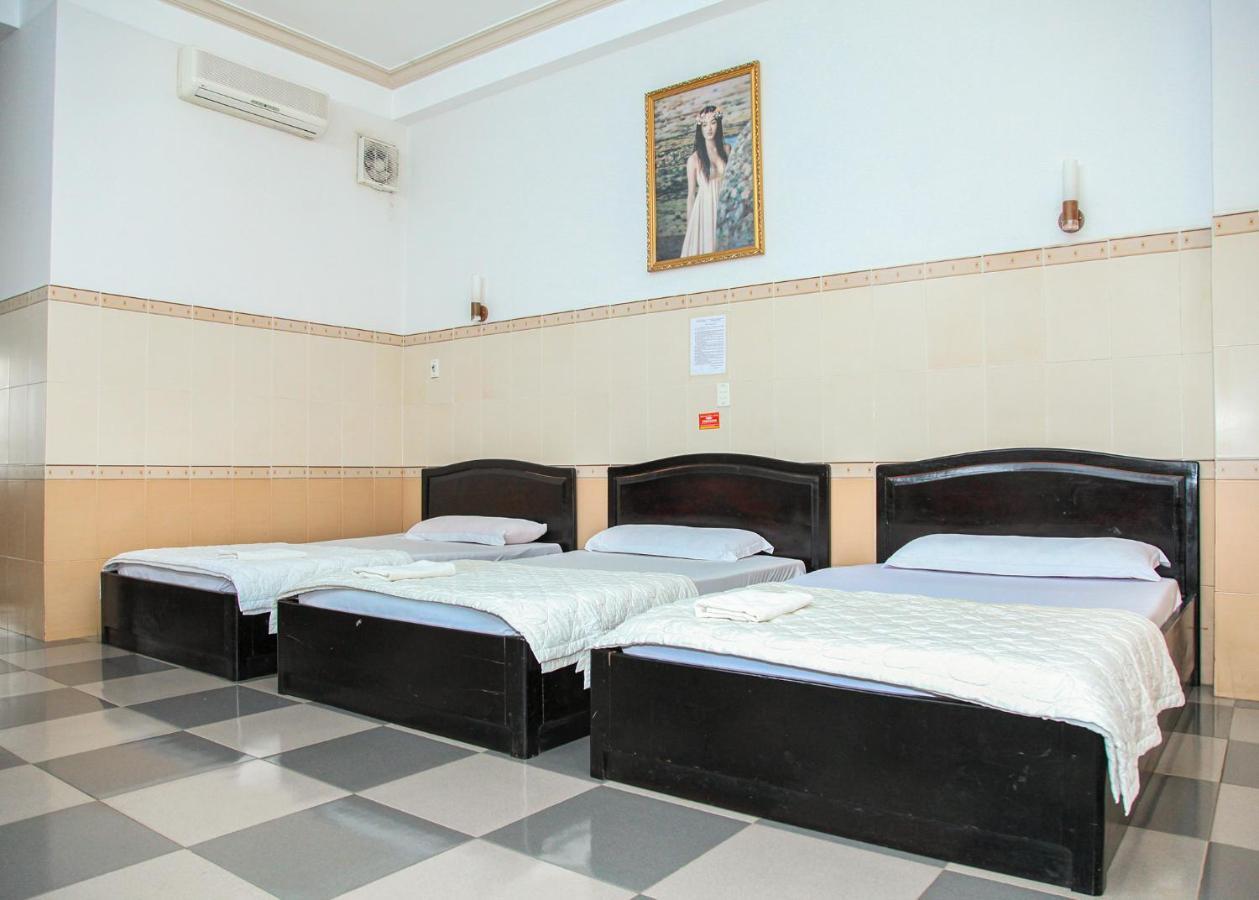 Khách Sạn Hồng Kông Buôn Ma Thuột Esterno foto