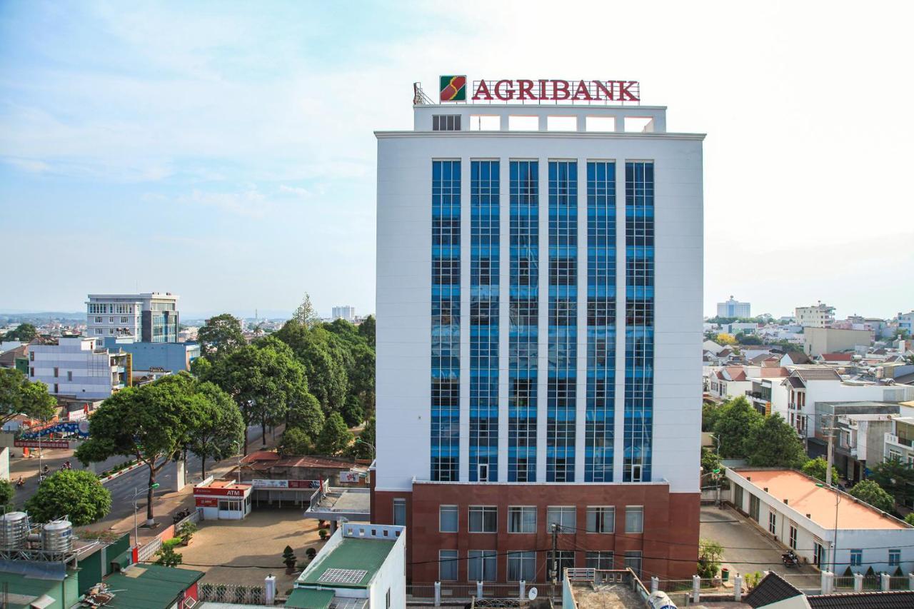 Khách Sạn Hồng Kông Buôn Ma Thuột Esterno foto
